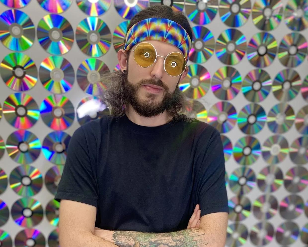Video Premiere: Comptalo’s Very Absurdist, Very Arizona ‘Stop Calling Me’