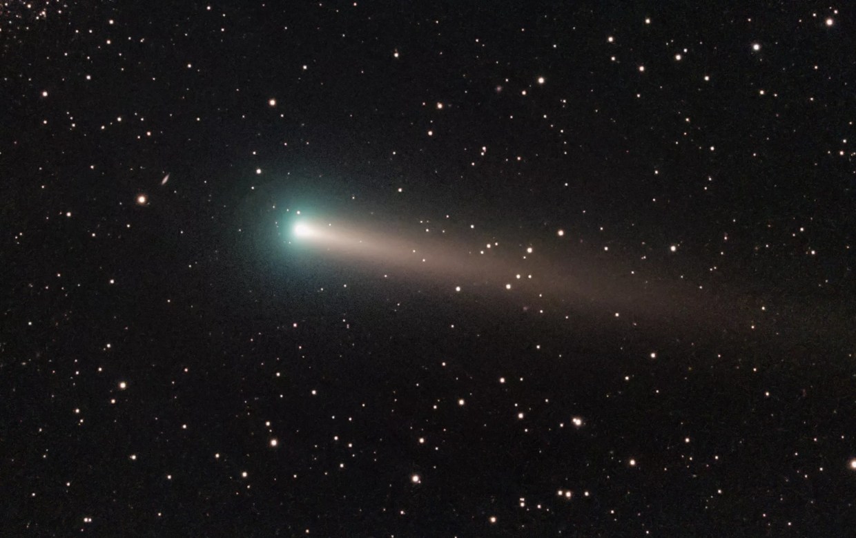 Here’s How and When to See Comet Leonard Over Arizona