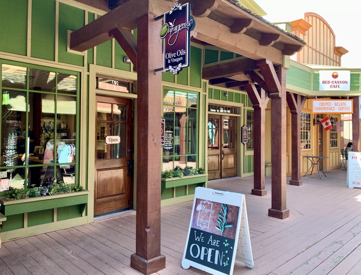 Outrageous Olive Oils & Vinegars Offers Products From Around the World