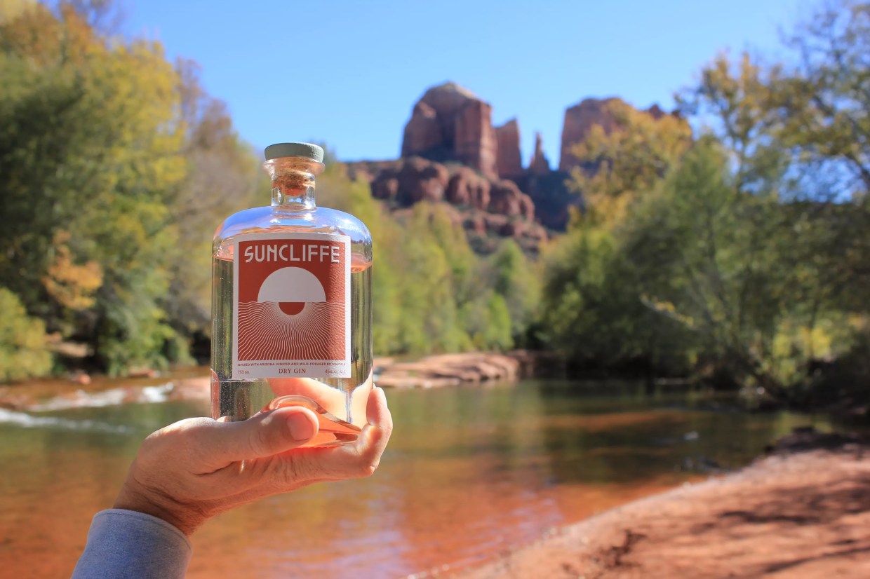 Drink Suncliffe Gin at These Cocktail Bars Around Metro Phoenix
