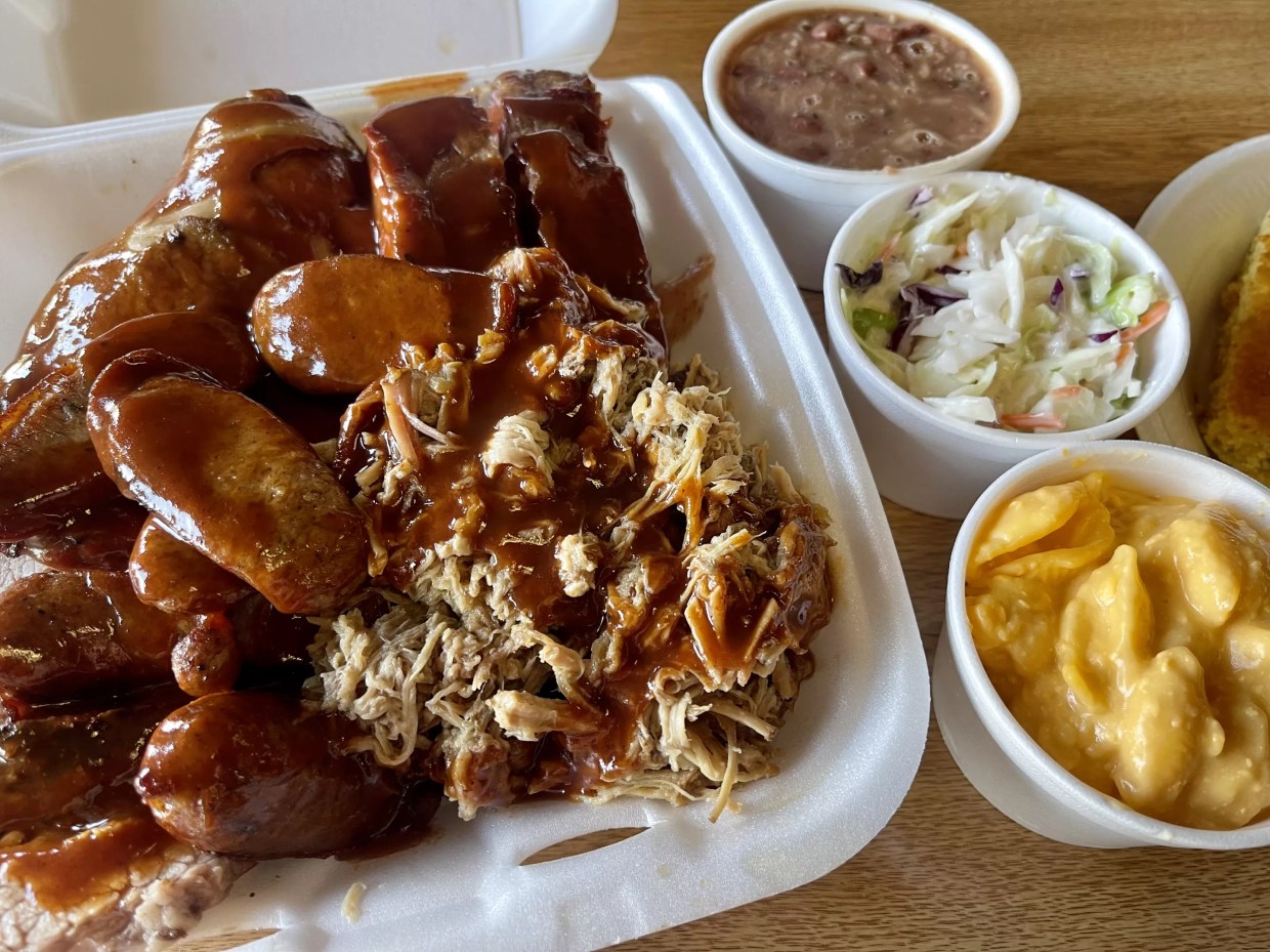 Tom’s BBQ closes Mesa restaurant after 33 years