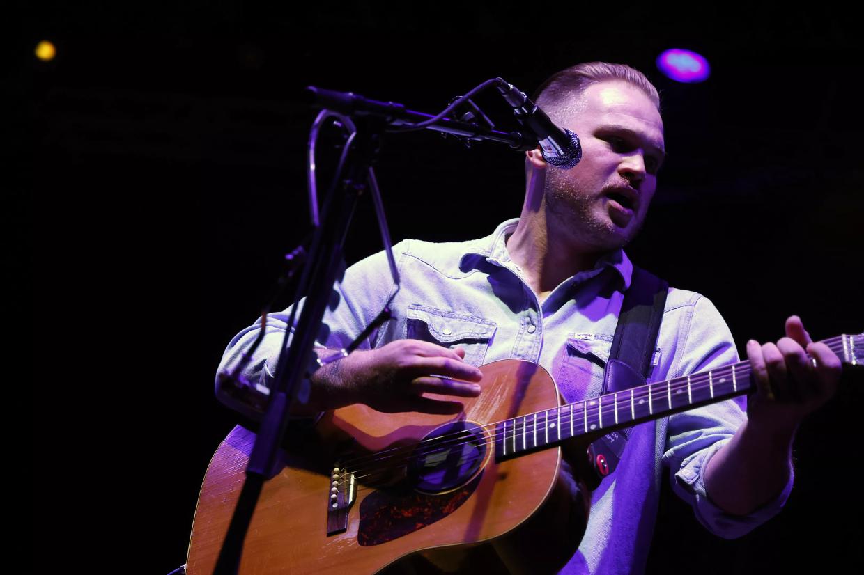 Heading to Zach Bryan’s Phoenix concert on Friday? Here’s what you need to know