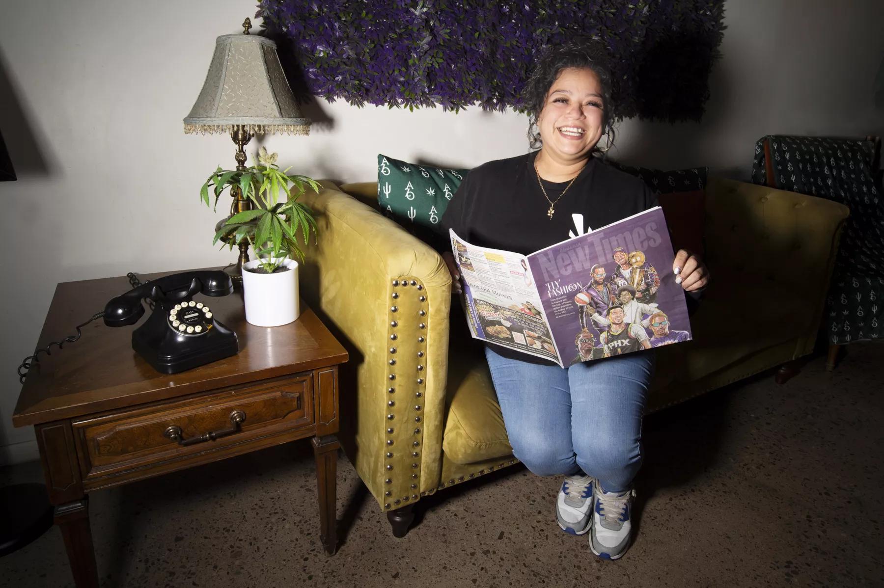Arizona Organix budtender, Carmen Robles