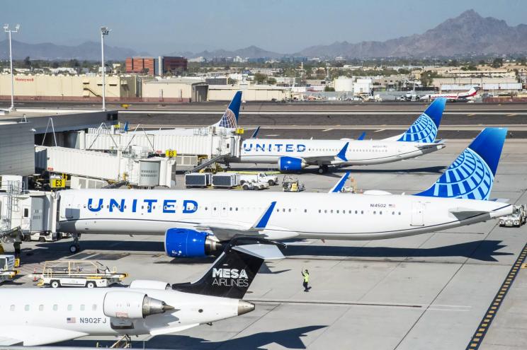 united planes on a tarmac in phoenix