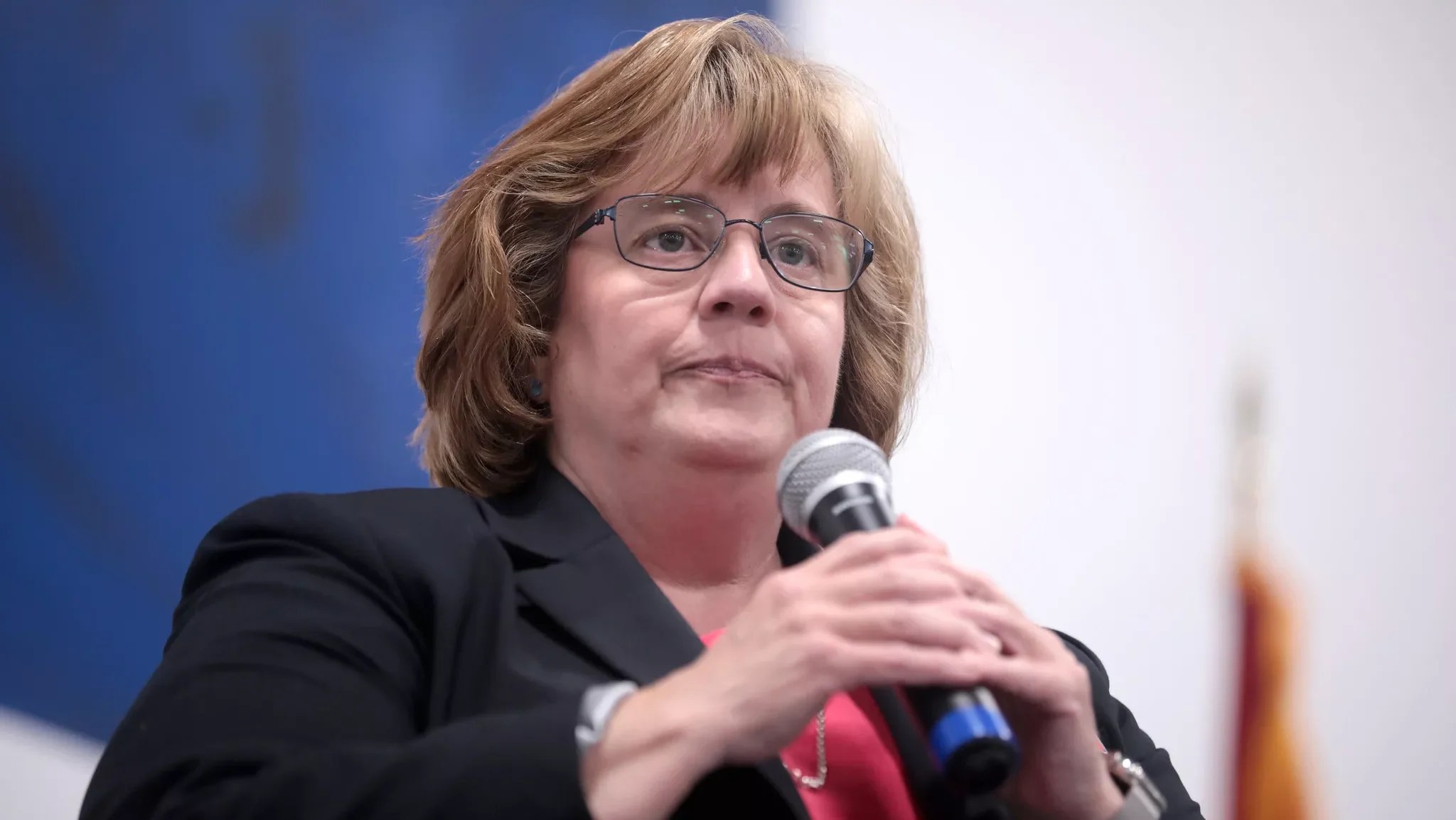 How Maricopa County’s top prosecutor got her loude