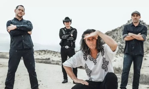 Roger Clyne is eager to show off new album