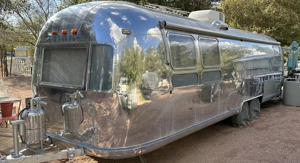 The Cozy Peach in Queen Creek offers midcentury glamping with charm