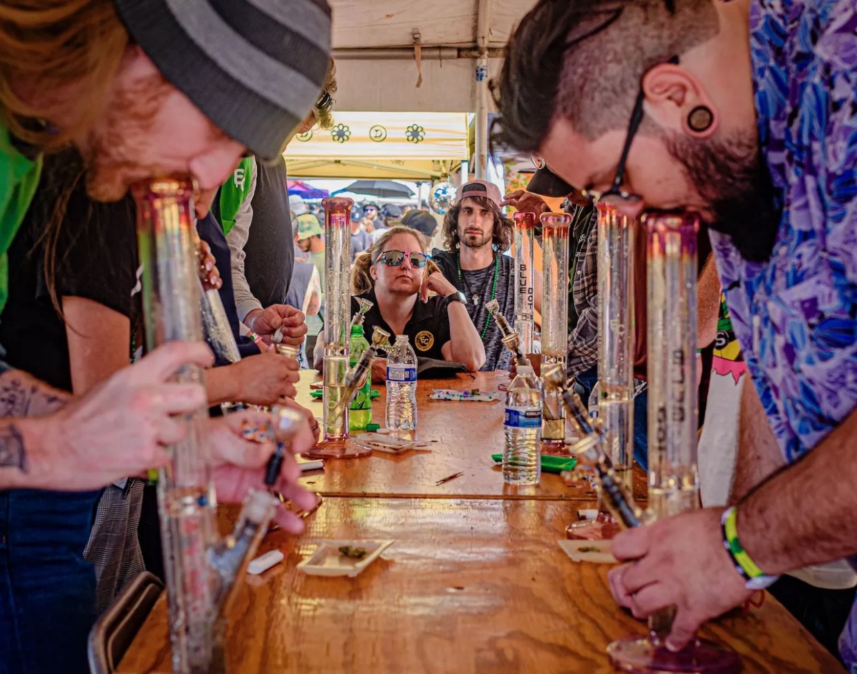 Recreational buyers push Arizona weed sales past $1.43 billion in 2023