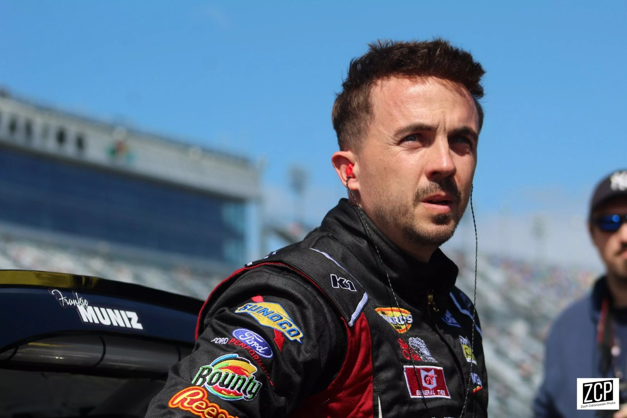 How Frankie Muniz’s Girlfriend Elycia Marie Became My Internet Nemesis