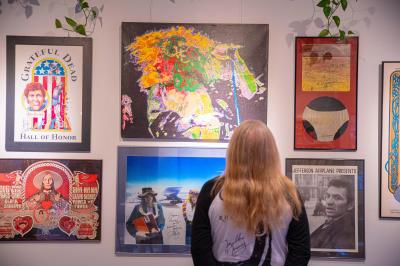 Danny Zelisko memorabilia collection: How to buy