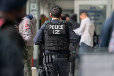 ICE deployed to Phoenix Sky Harbor: Report