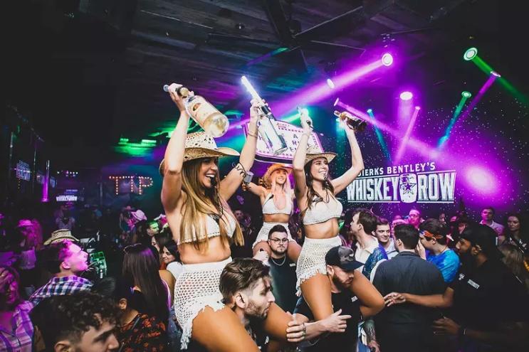 Women at a nightclub