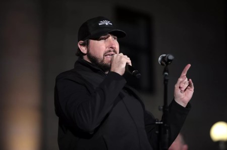 Crane blasted for cozy meeting with Russian lawmakers