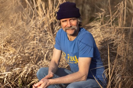 Country folk artist Dean Johnson heads to Valley Bar